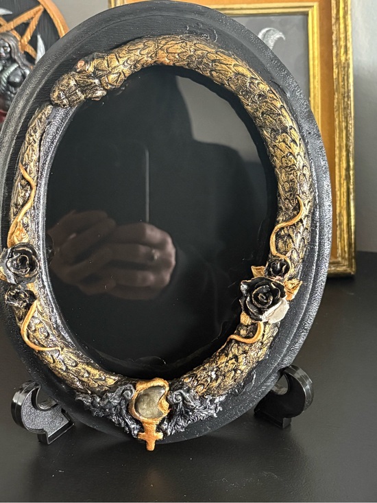 Other - Ornate Black & Gold Oval Decorative Mirror
